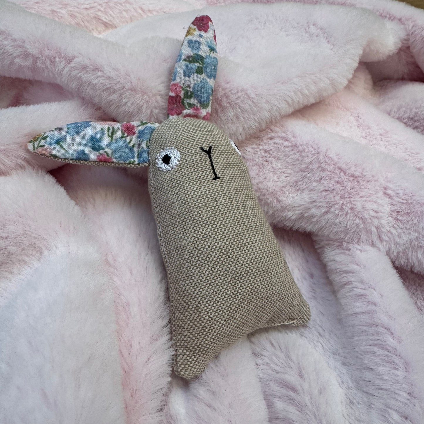 Catnip Wilhelmina Rabbit, Cat Toy