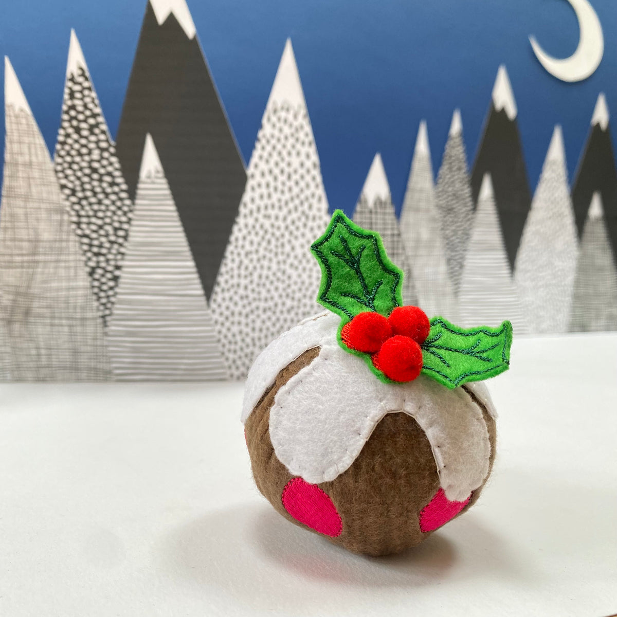 Catnip Cat Toy, Christmas Pudding