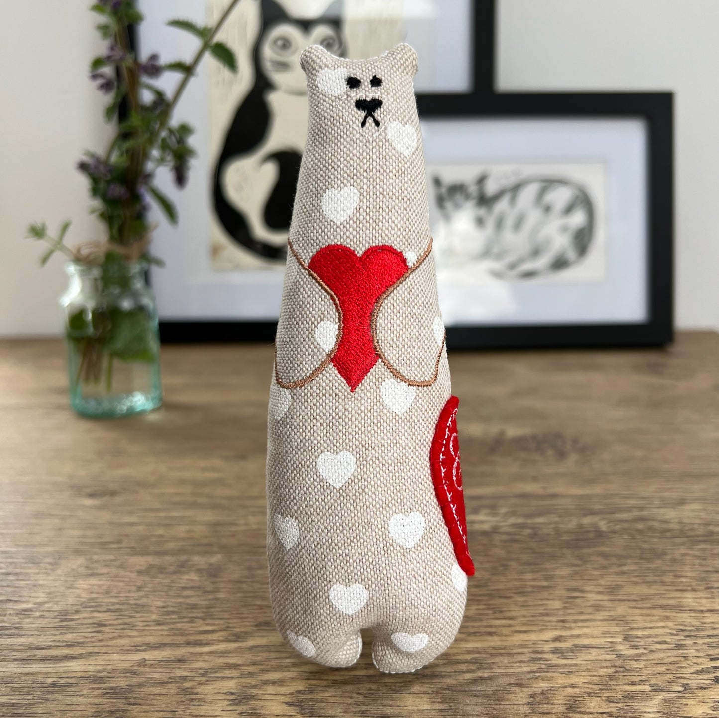 Freak Meowt Luxury Cat Toys, Gifts for Cats Best Cat Toys Handmade in Wales, Cwtch Bear