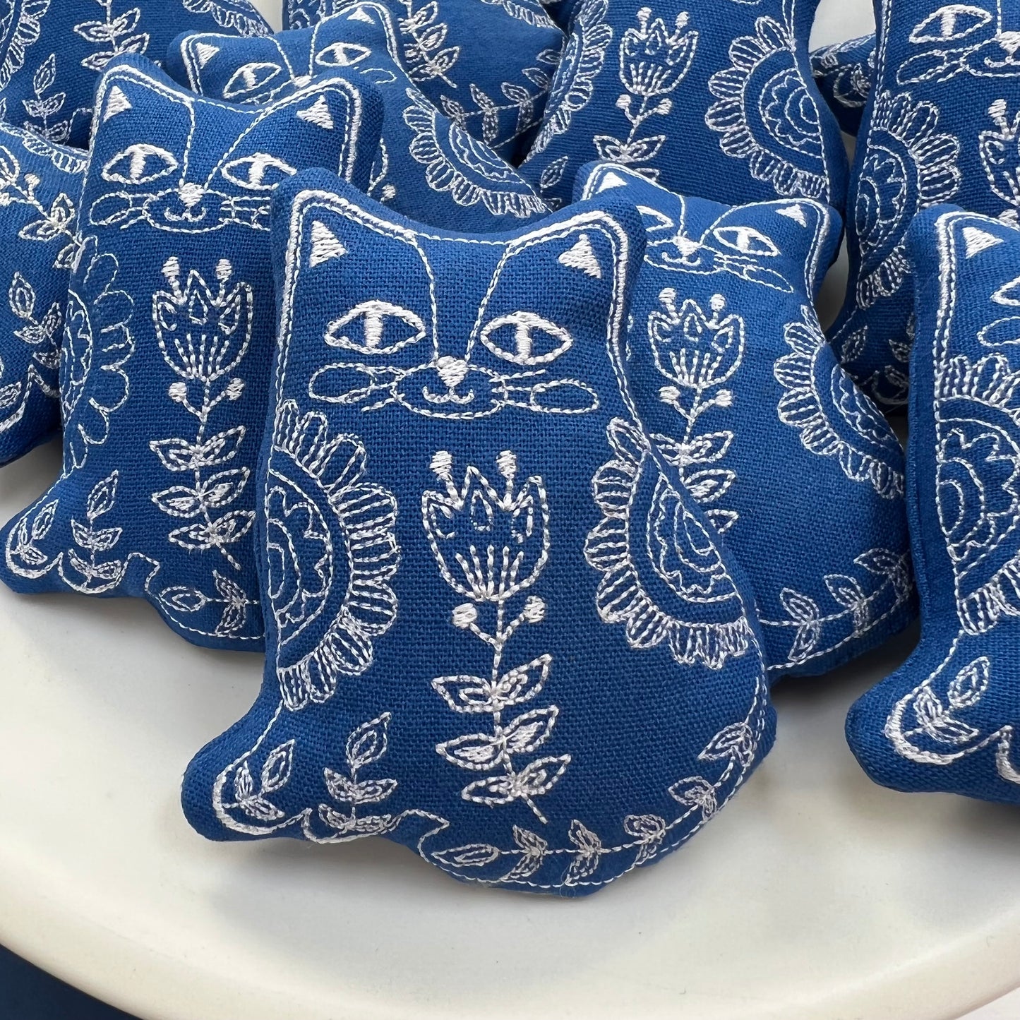 Freak Meowt Luxury Cat Toys, Gifts for Cats Lucile the Cat, Handmade in Wales