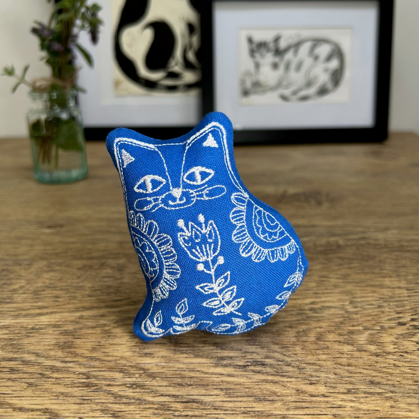 Freak Meowt Luxury Catnip Cat Toys, Gifts for Cats Lucile the Cat