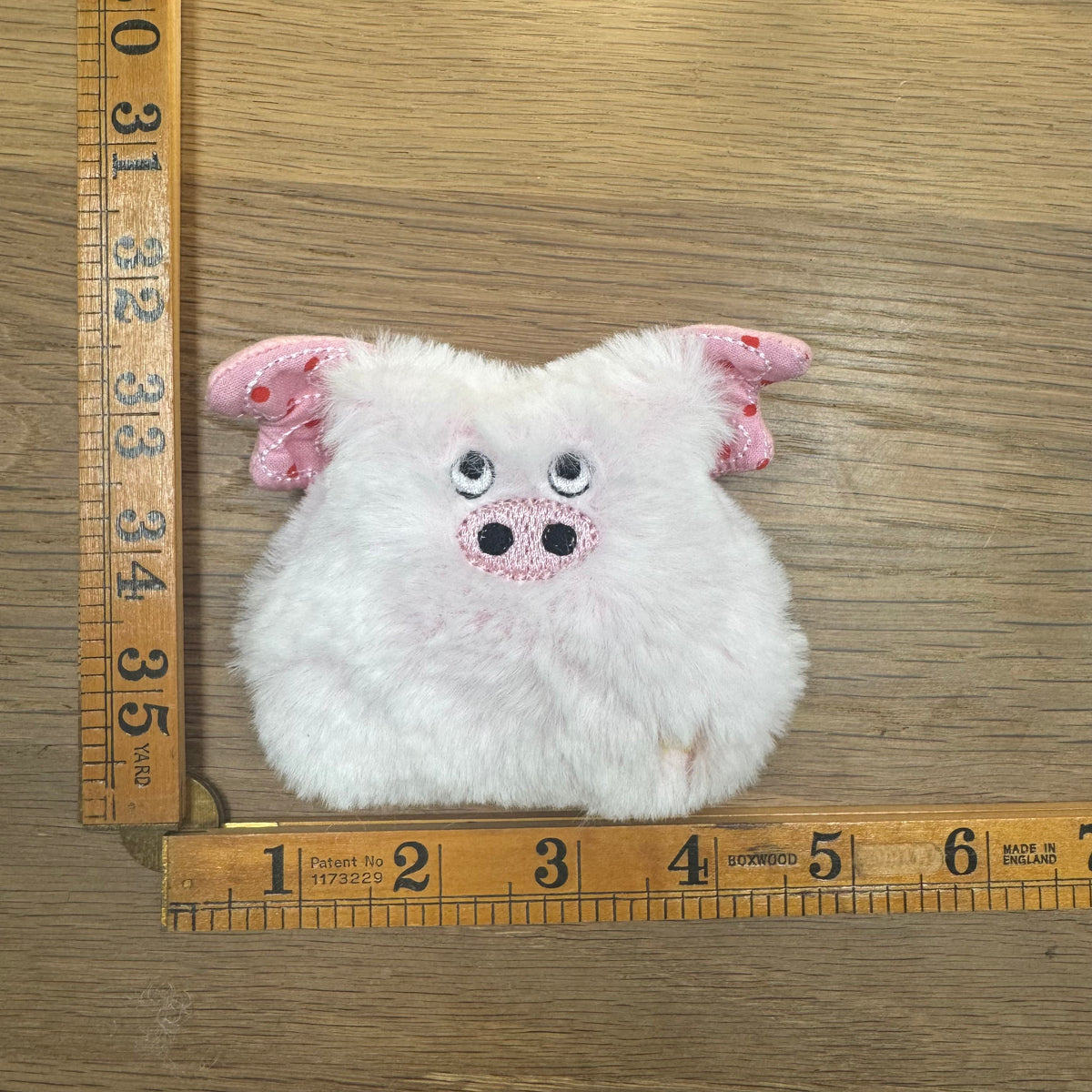 Catnip Flying Pig Cat Toy