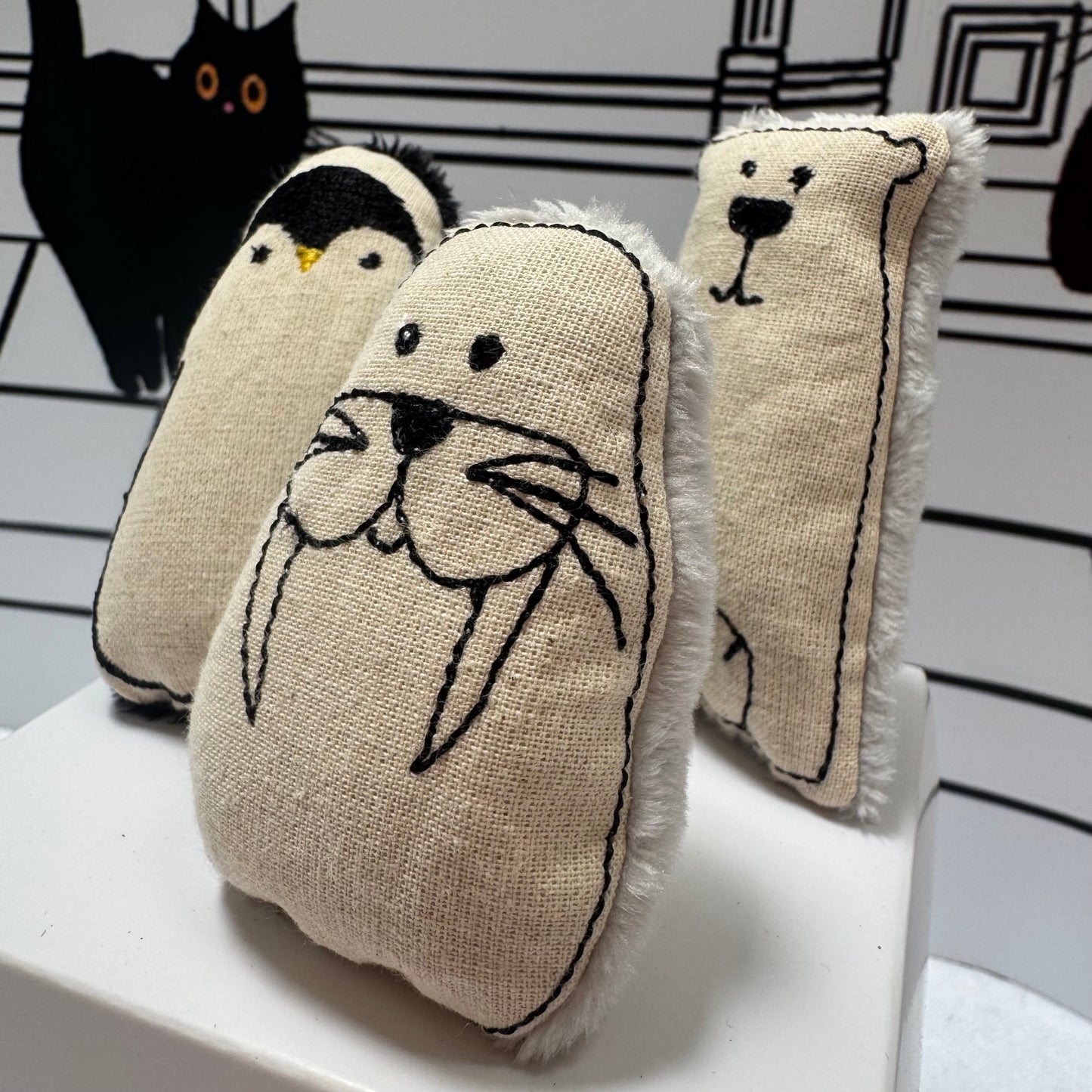 Catnip Frosty Friends Cat Toys