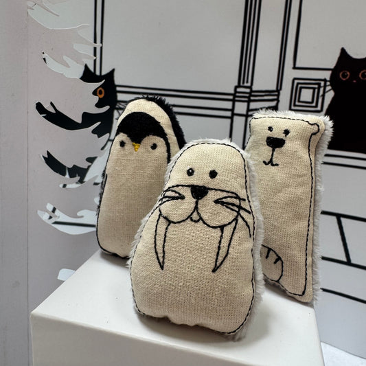 Catnip Frosty Friends Cat Toys