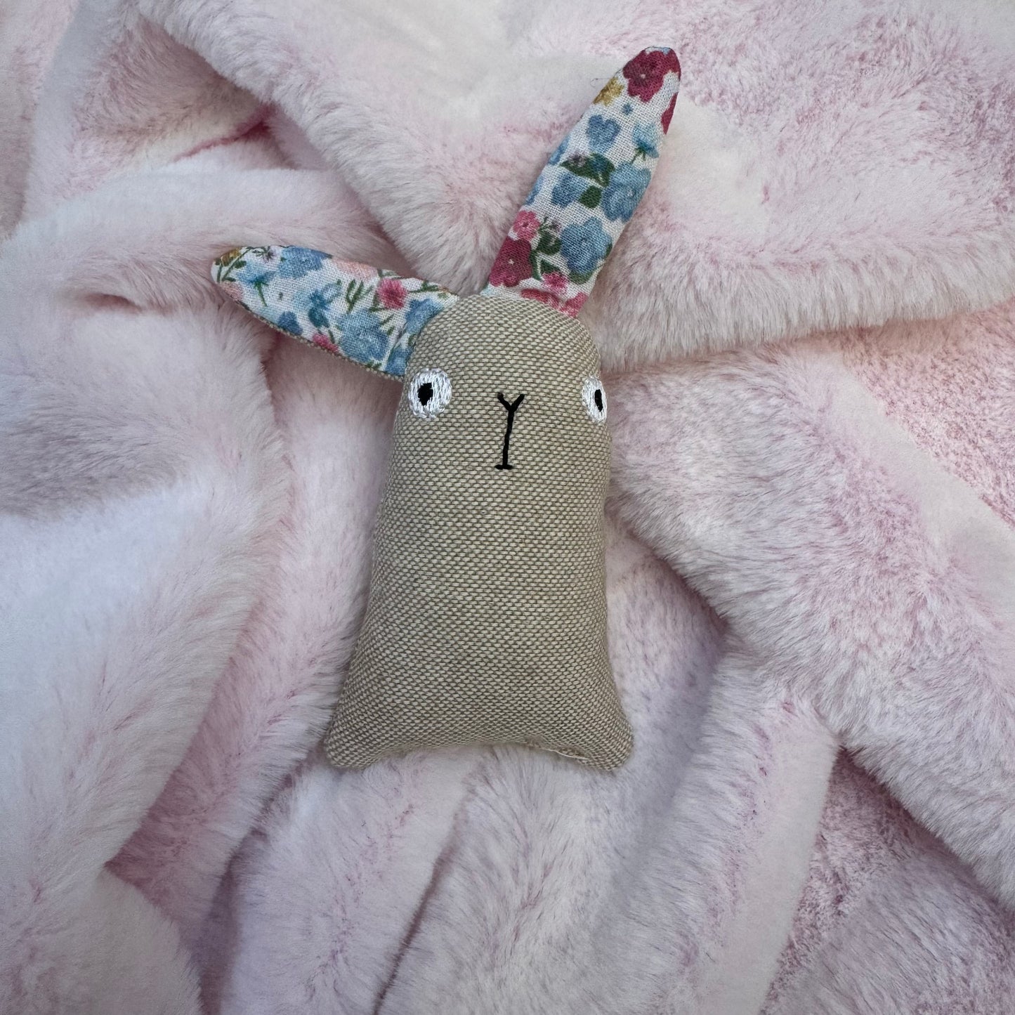 Catnip Wilhelmina Rabbit, Cat Toy