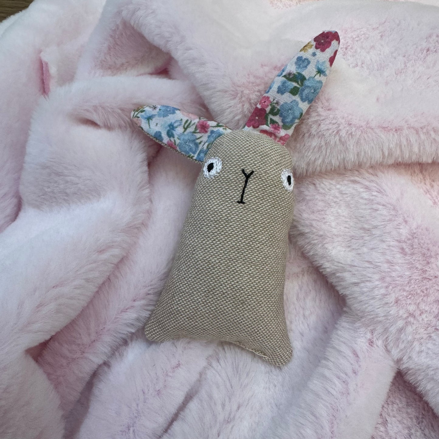 Catnip Wilhelmina Rabbit, Cat Toy