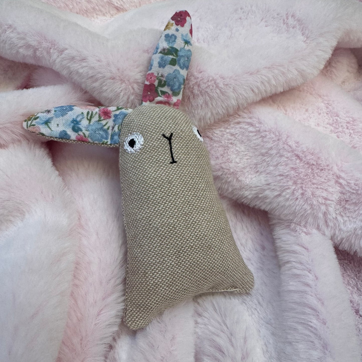 Catnip Wilhelmina Rabbit, Cat Toy