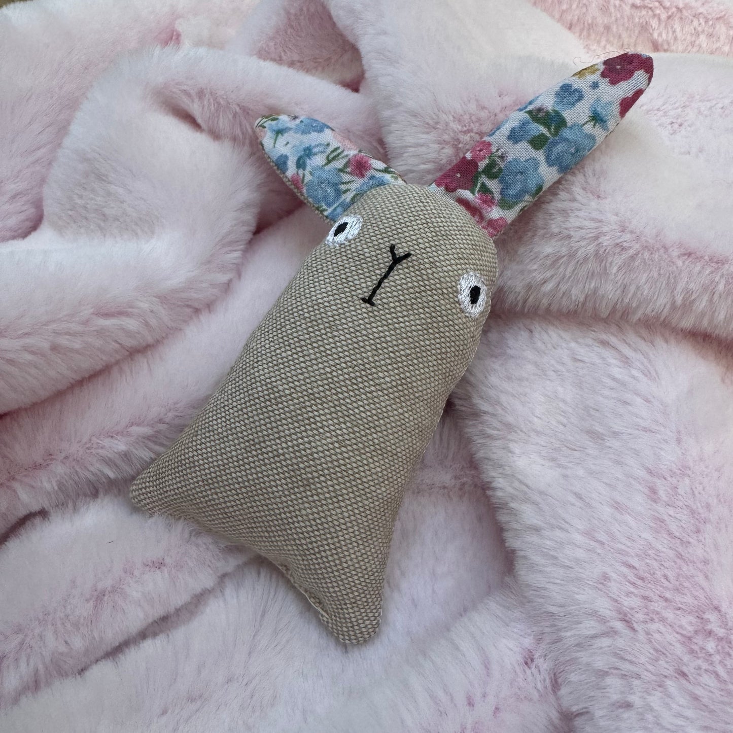 Catnip Wilhelmina Rabbit, Cat Toy