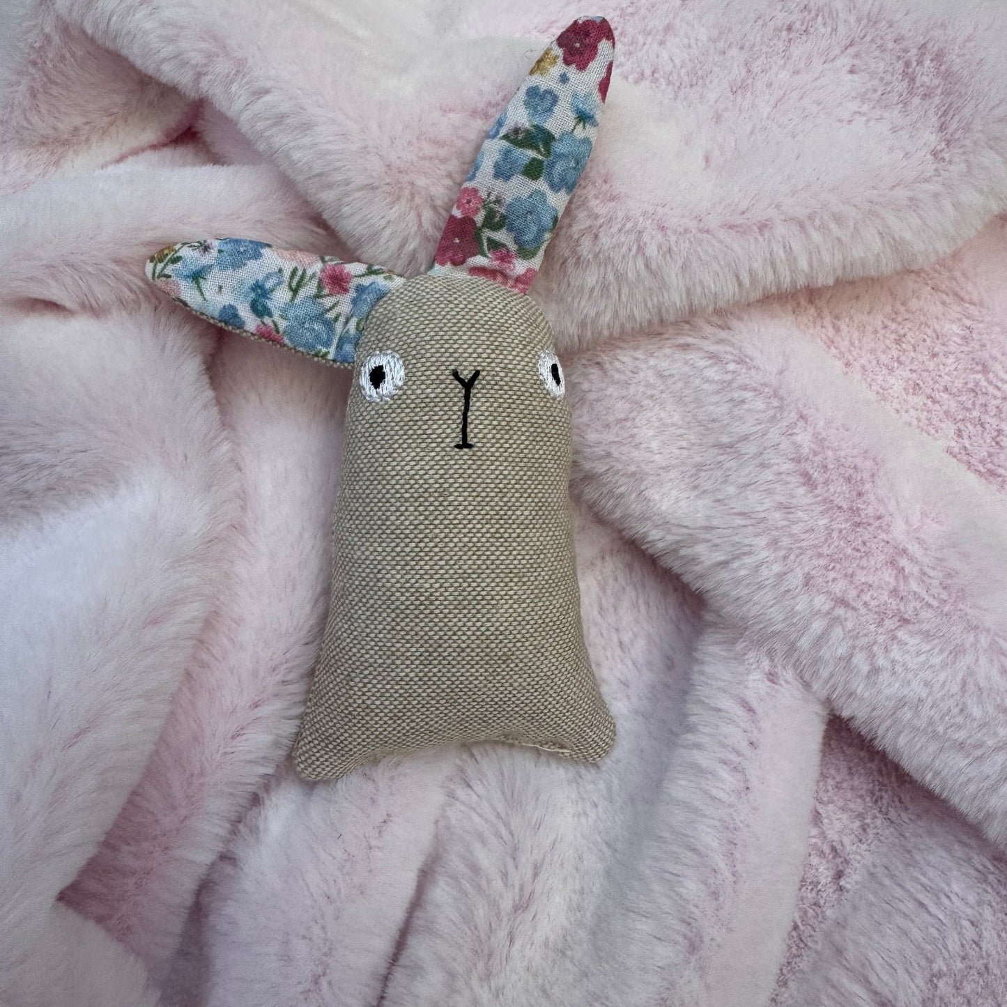 Catnip Wilhelmina Rabbit, Cat Toy