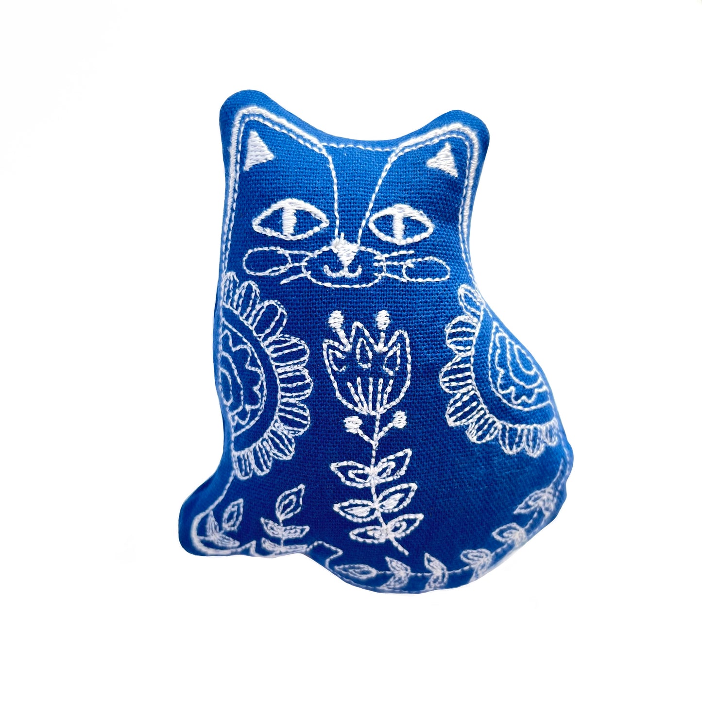 Freak Meowt Luxury Cat Toys, Gifts for Cats Lucile the Cat, Best cat toys handmade in Wales
